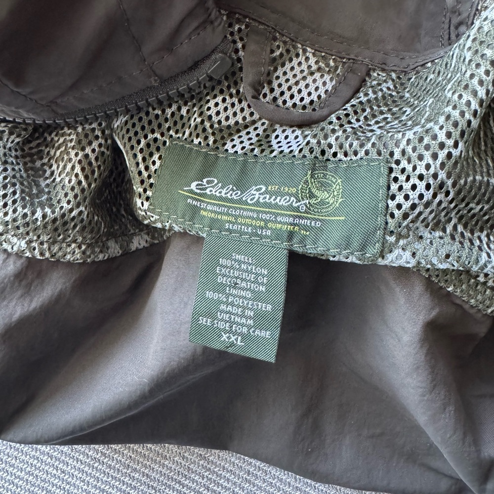 Eddie Bauer Women’s Vest - Picture 8 of 12